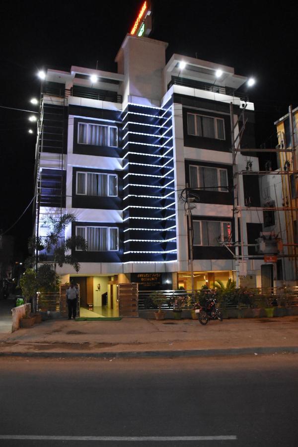 Everestparkresidency Hotel Tiruchirappalli Buitenkant foto