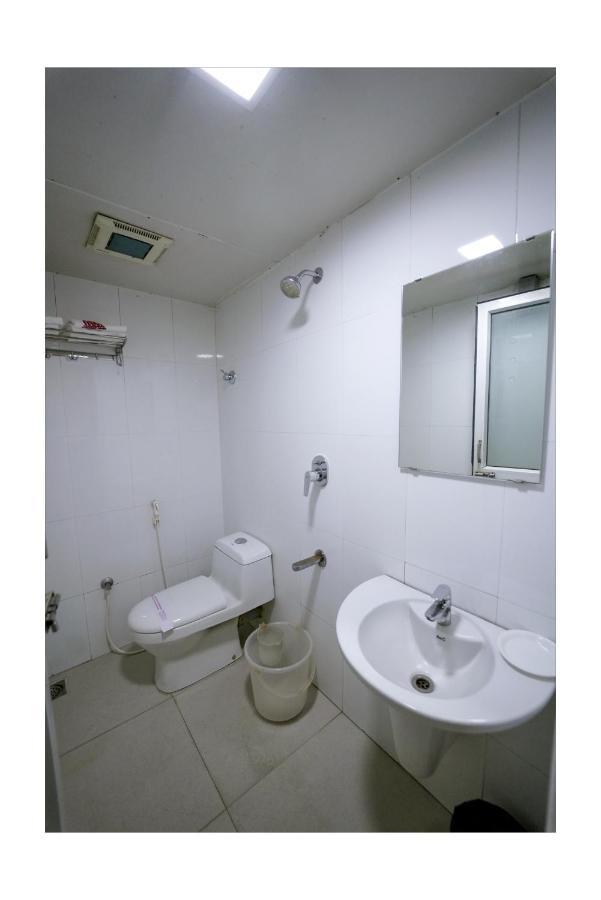 Everestparkresidency Hotel Tiruchirappalli Buitenkant foto