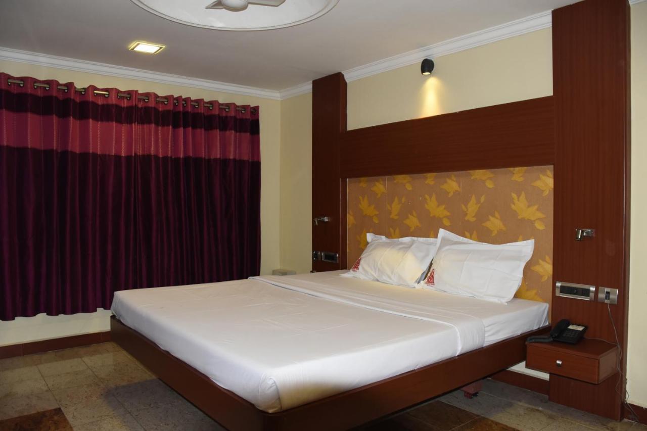 Everestparkresidency Hotel Tiruchirappalli Buitenkant foto