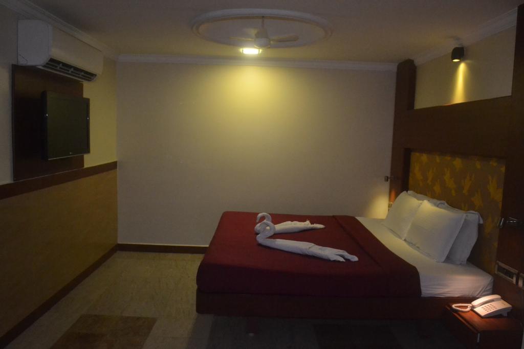 Everestparkresidency Hotel Tiruchirappalli Kamer foto