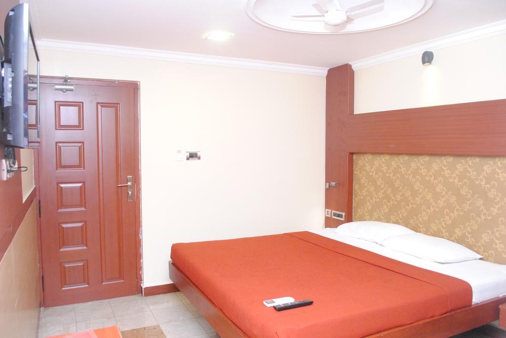 Everestparkresidency Hotel Tiruchirappalli Kamer foto
