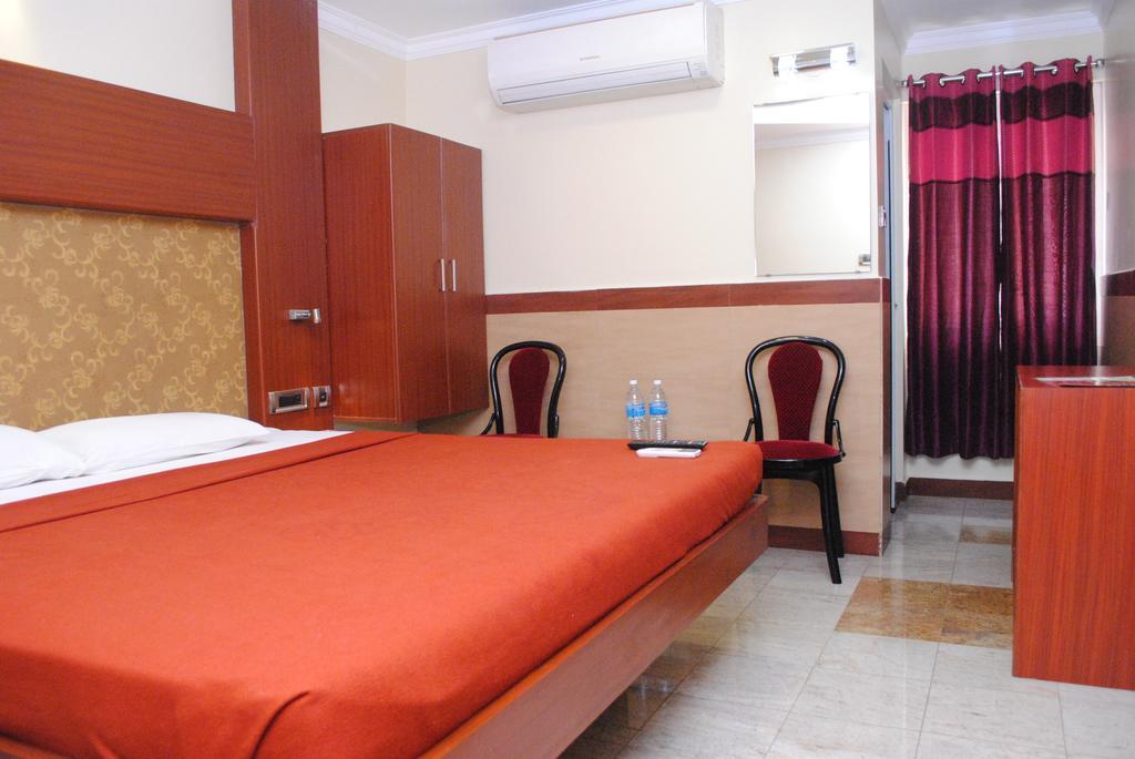 Everestparkresidency Hotel Tiruchirappalli Kamer foto